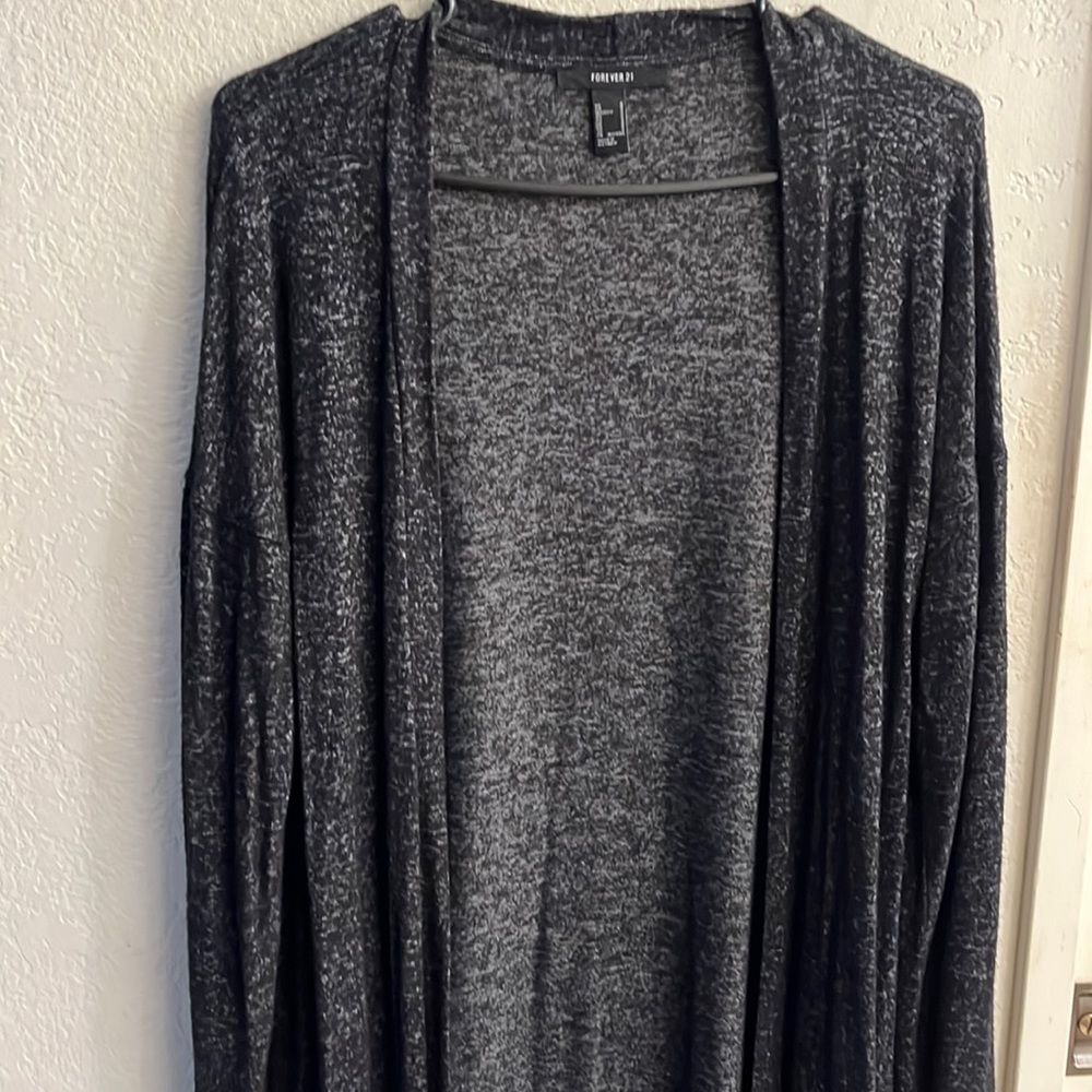 Longer sweater size small from forever 21